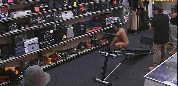  Gym trainer posed on camera and pounded at the pawnshop